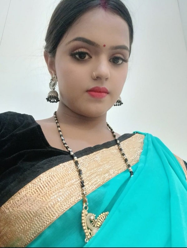 Mahima Singh Bhojpuri Actress Photo-3-min